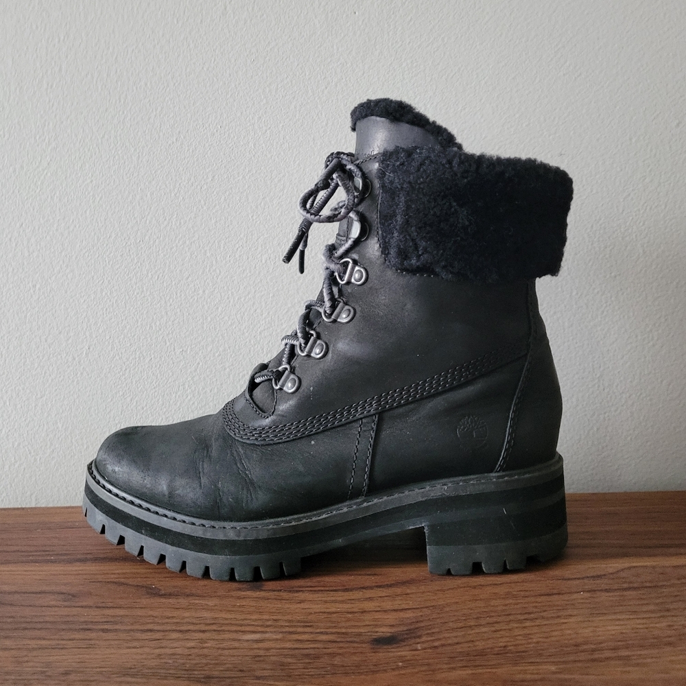 TIMBERLAND Courmayeur Valley lace up shearling lined leather ankle boots - Picture 12 of 12